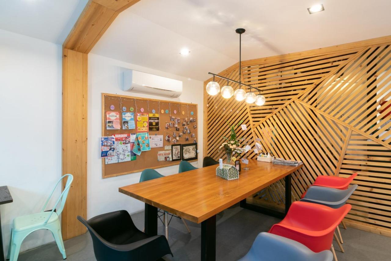 De 308 M² Con 8 Habitación/es Y 6 Baño/s De Uso Privado, En Siam * Bangkok