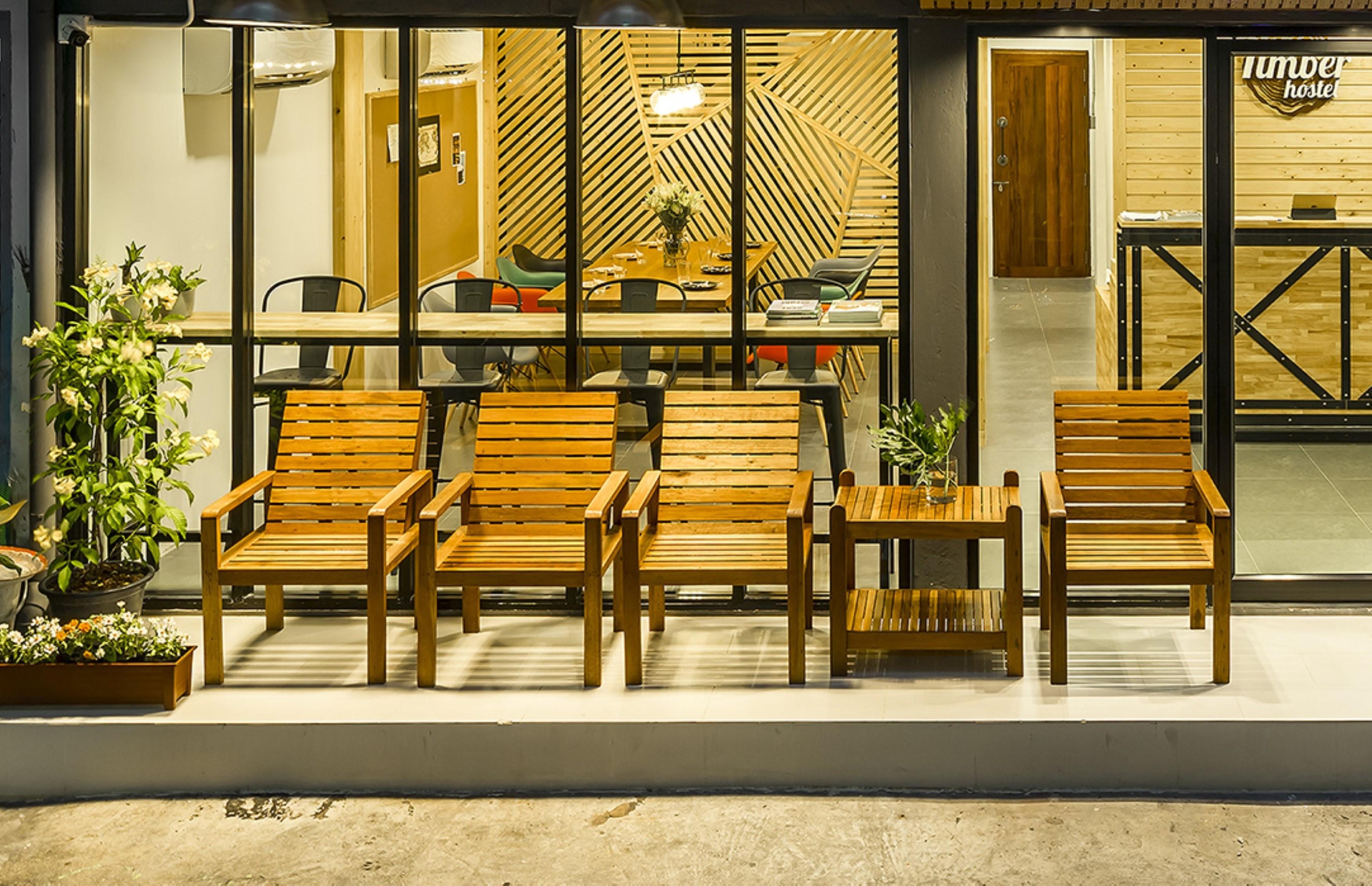 Hostal De 308 M² Con 8 Habitación/es Y 6 Baño/s De Uso Privado, En Siam *